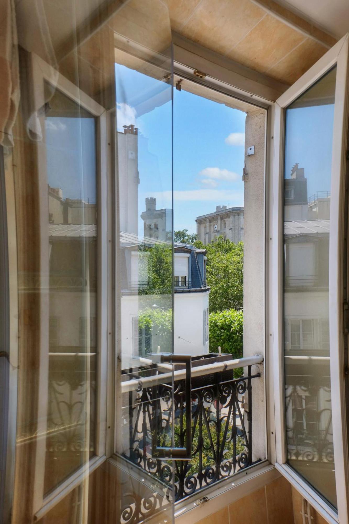 Hôtel du Château Vincennes Exterior foto